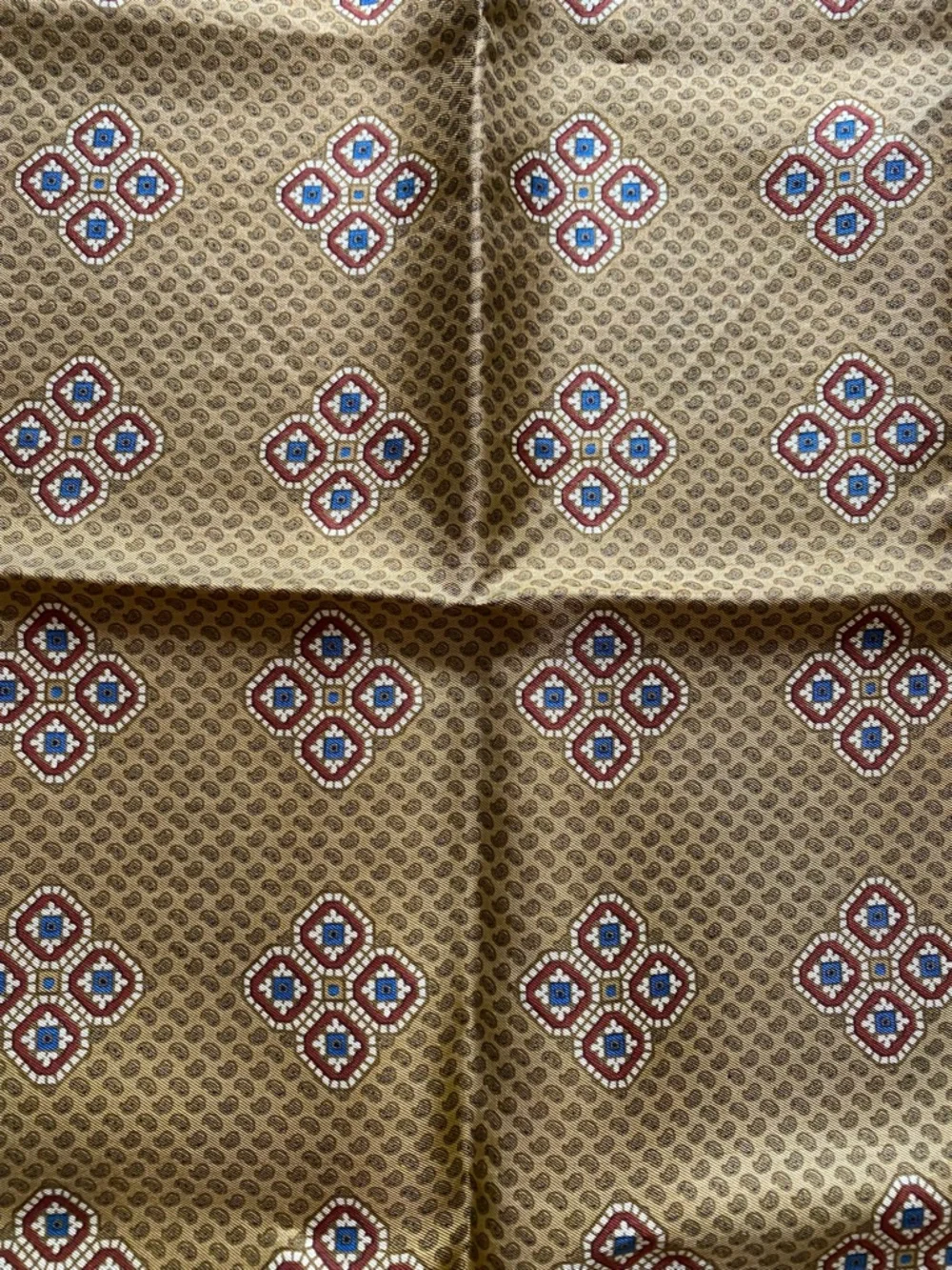 Vintage Christian Dior Silk Pocket Square 18.5”x18.5” Hand Rolled Hems - Picture 6 of 7